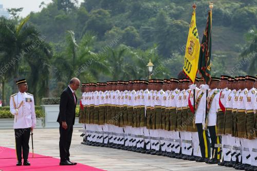 THARMAN SHANMUGARATNAM