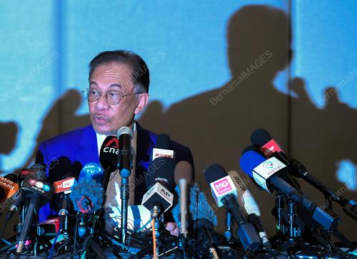 DATUK SERI ANWAR IBRAHIM