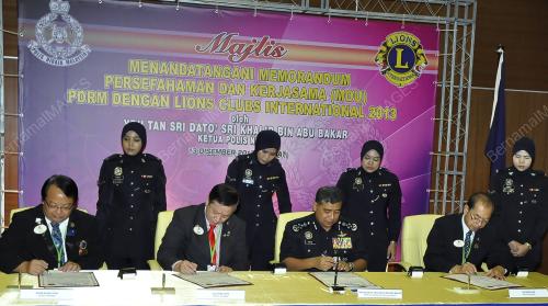 KL29_13122013_TANDATANGAN