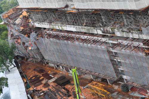 PEMBINAAN KONDOMUNIUM 37 TINGKAT RUNTUH