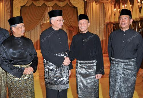 DATUK SERI MOHD NAJIB TUN ABDUL RAZAK