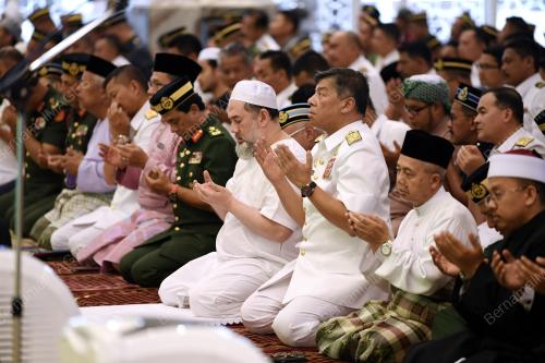 KL29_14092018_AGONG_BN201809137969