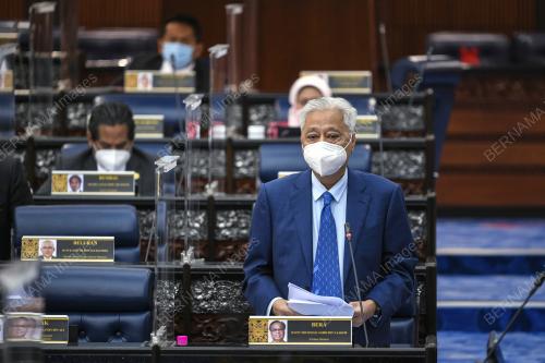 DATUK SERI ISMAIL SABRI YAAKOB