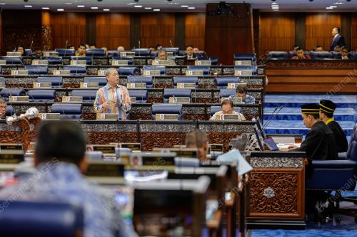 DATUK SERI FADILLAH YUSOF