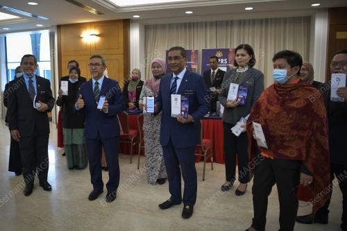 DATUK SERI HISHAMUDDIN TUN HUSEEIN