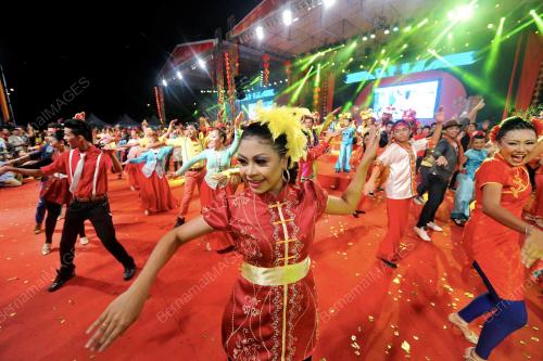 KL29_16022013_CNY