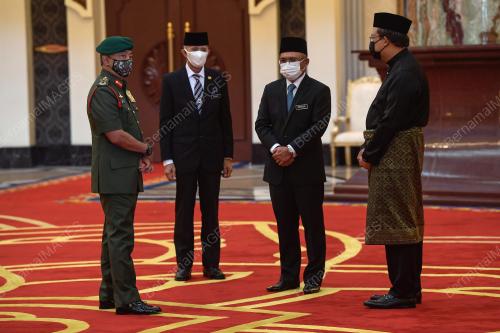 AL-SULTAN ABDULLAH RI'AYATUDDIN AL MUSTAFA BILLAH SHAH