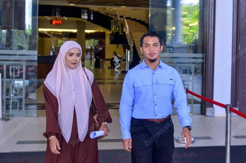 RADEN MOHD AZRUL AMIRULLA