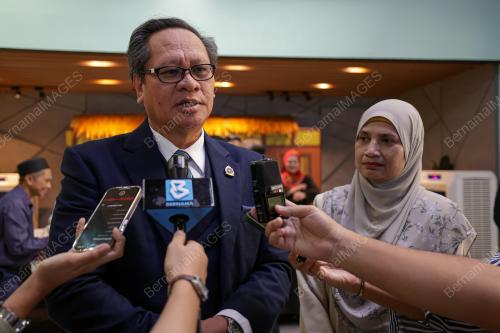 AGIHAN PEK JUADAH BERBUKA PUASA ISTANA NEGARA