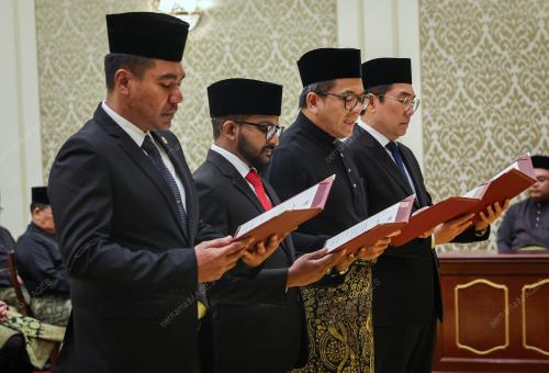 KL29_17122025_ANGKAT_SUMPAH