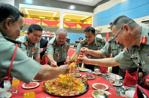 KL29_18022011_TENTERA_CNY