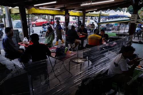 DINE-IN DI RESTORAN DIBENARKAN MENGIKUT KELUASAN MEJA - PKP