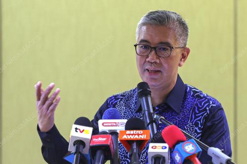 TENGKU DATUK SERI ZAFRUL ABDUL AZIZ