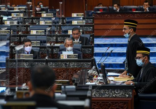 PERSIDANGAN PARLIMEN PENGGAL KETIGA