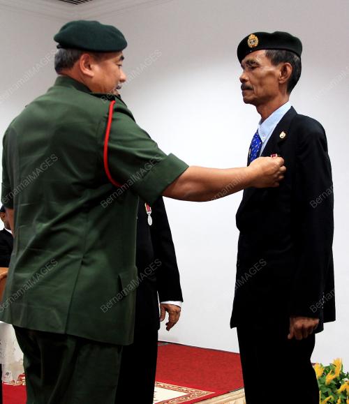 KL29_18092014_PINGAT_JASA