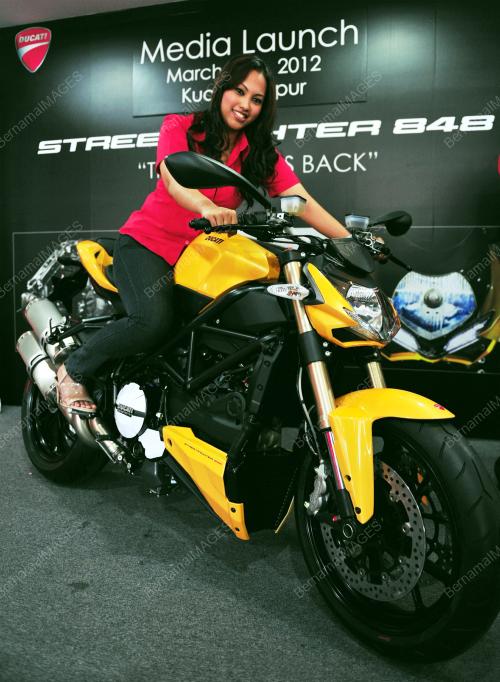 KL29_19032012_DUCATI