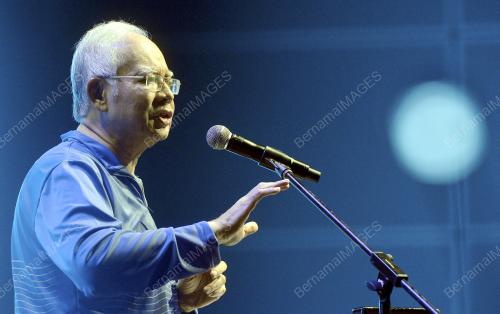 KL29_19082015_BAHTERA