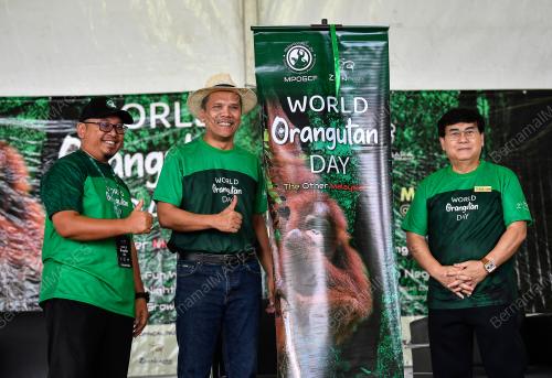 DATUK MAD ZAIDI MOHD KARLI @ SUKARI