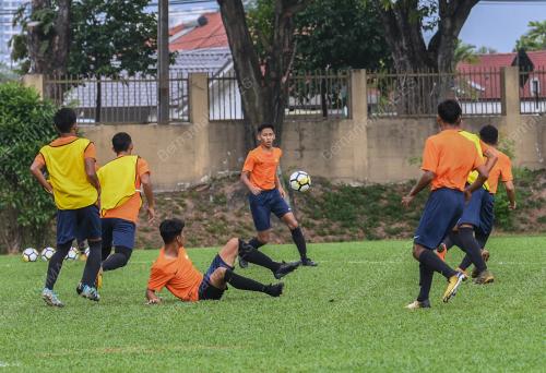 KL29_19092018_LATIHAN_BN201809188324