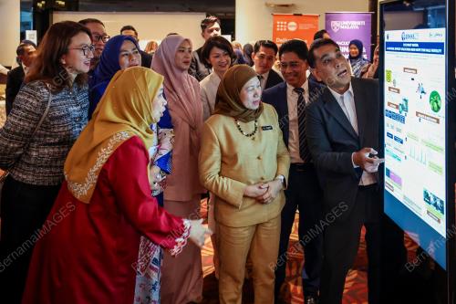DATUK SERI NANCY SHUKRI