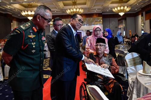 DATUK SERI MOHAMED KHALED NORDIN