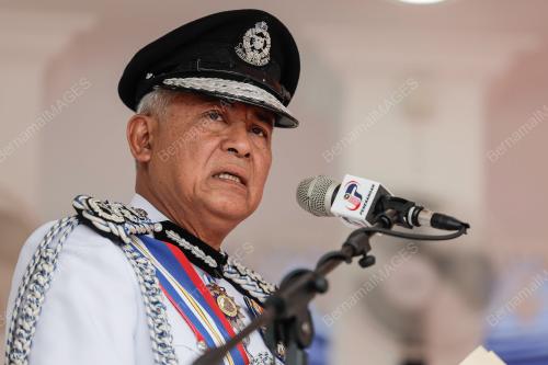 TAN SRI ACRYL SANI ABDULLAH SANI