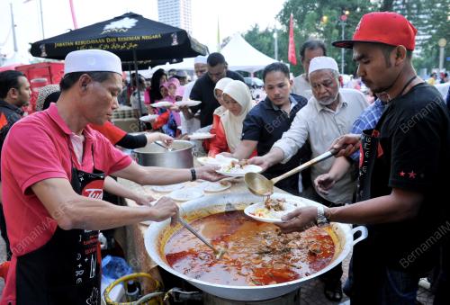 KL29_20072013_BUKA_PUASA