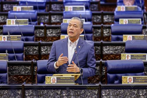 DATUK SERI FADILLAH YUSOF