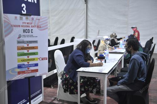 PROGRAM IMUNISASI COVID KEBANGSAAN