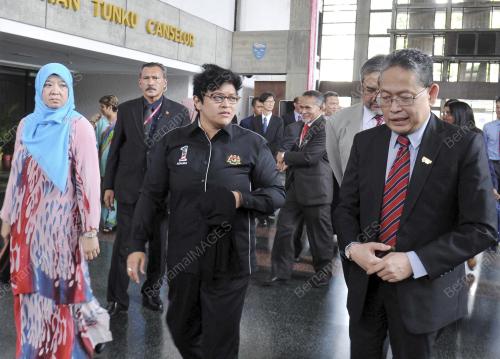 KL29_21112016_AZALINA_UM