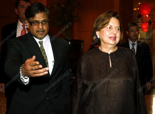 DR ZETI AZIZ