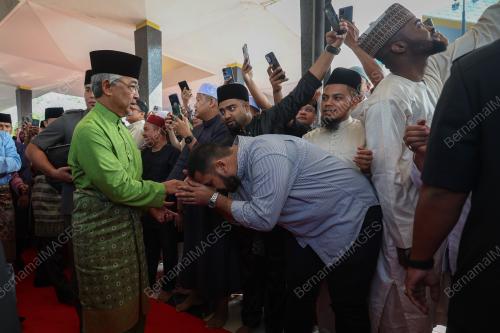 AL-SULTAN ABDULLAH RI'AYATUDDIN AL-MUSTAFA