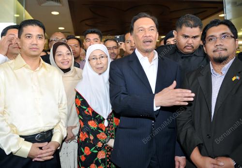KL29_22052012_ANWAR