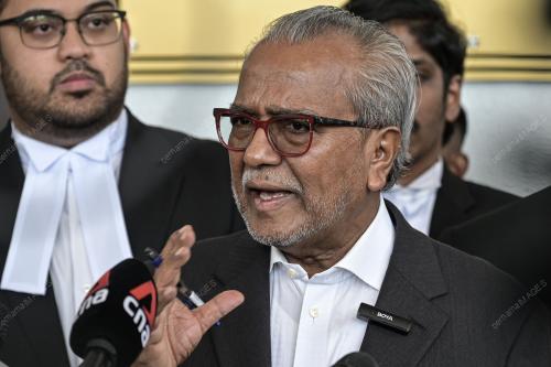 KL29_22122025_NAJIB_MAHKAMAH