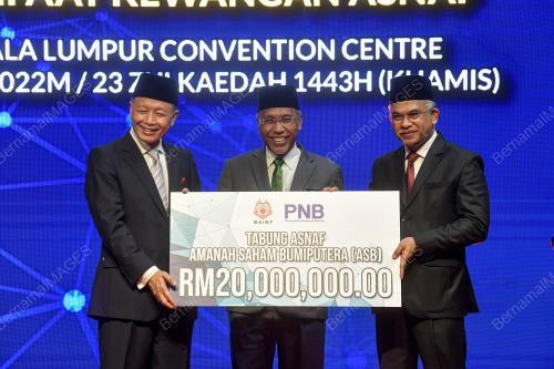 SENATOR DATUK IDRIS AHMAD