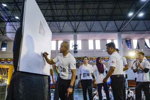 DATUK MOHD AZIZULHASNI AWANG