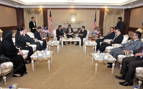 KL29_23092013_PARLIMEN