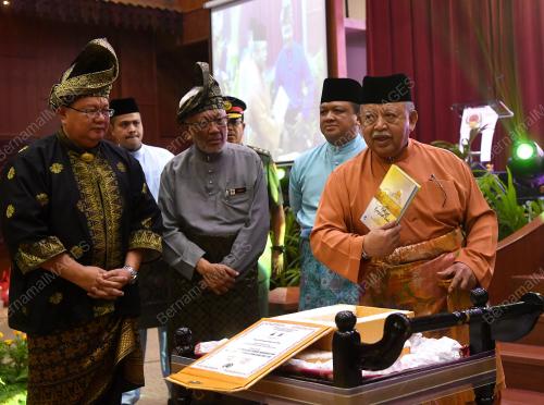 KL29_24102019_RAJA_SEMINAR_BN201910235277