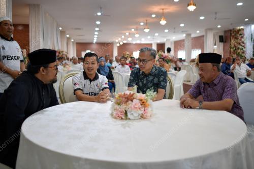 FAHMI FADZIL