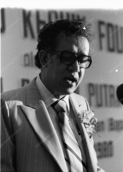 TUNKU ABDUL RAHMAN LANCAR BANGUNAN