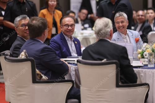 DATUK SERI ANWAR IBRAHIM
