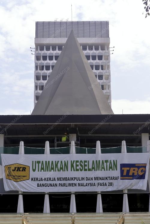 KL29_25112015_PARLIMEN