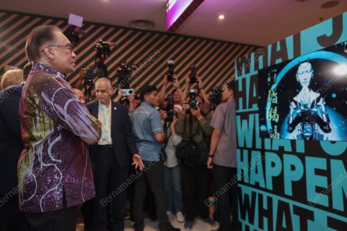 DATUK SERI ANWAR IBRAHIM