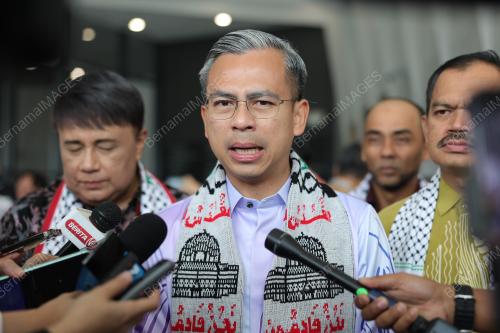 FAHMI FADZIL