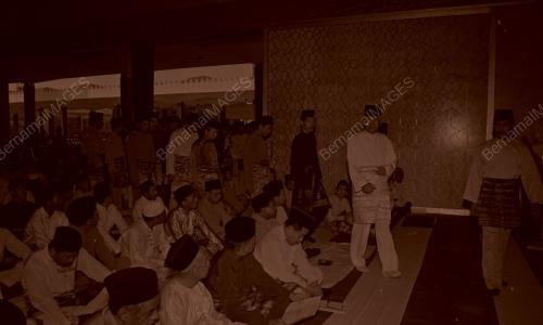SEMBAHYANG HARI RAYA DI MASJID NEGARA