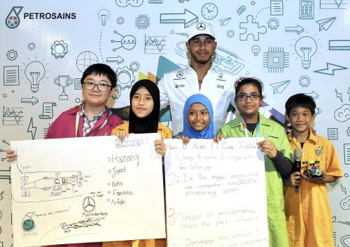 KL29_27092017_AMG_PETRONAS