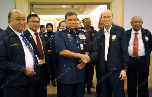 KL29_28052013_KUNJUNGAN_HORMAT