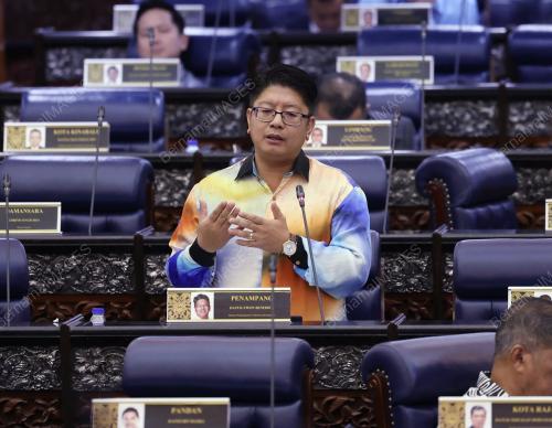 DATUK EWON BENEDICK