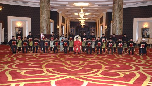 AL SULTAN ABDULLAH RIAYATUDDIN AL MUSTAFA BILLAH SHAH