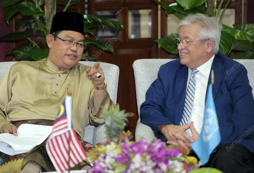 KL29_29072016_UN0